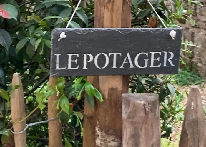 La Grande Maison Villa Saint-Mars-dʼOutillé